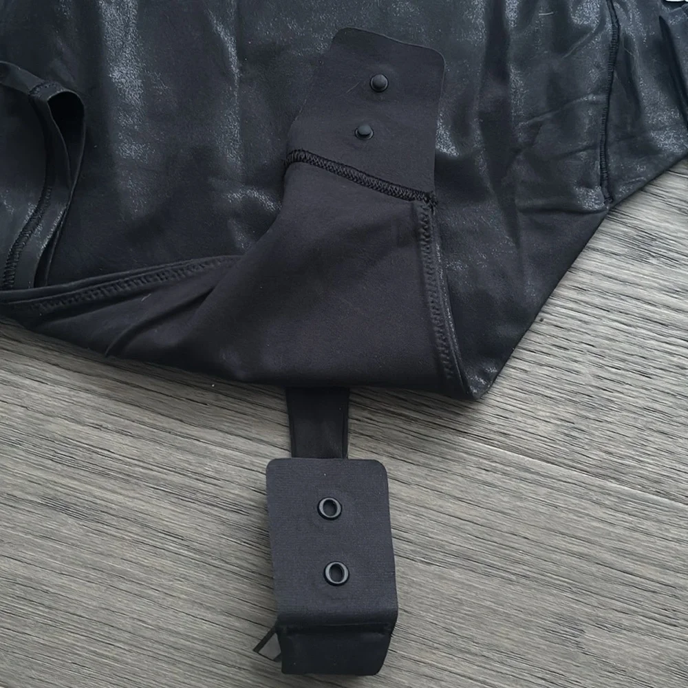 Lululemon | Wundermost Ultra-Soft Nulu Square-Neck Long-Sleeve Bodysuit Black - Picture 11 of 13